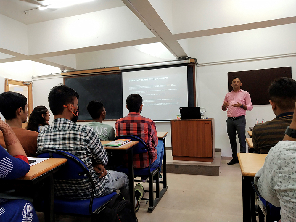 Seminar on “Advancements in Block Chain”