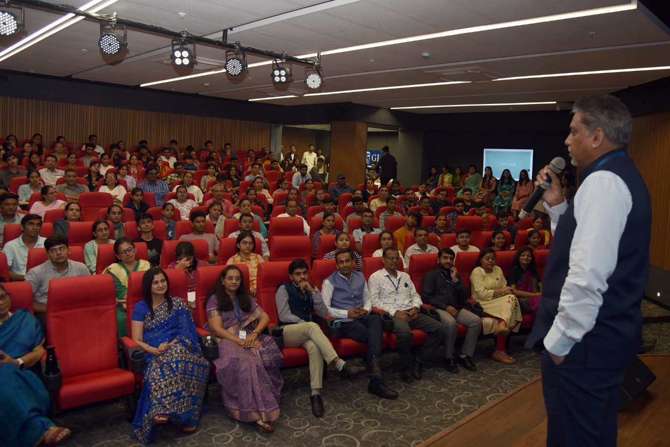 2023 Batch Orientation