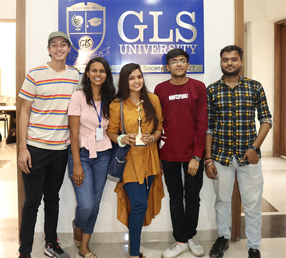 Bhagyashri Chauhan, Aalam Gilani, Sarju Joshi, Sonu Mehta, Om Shah